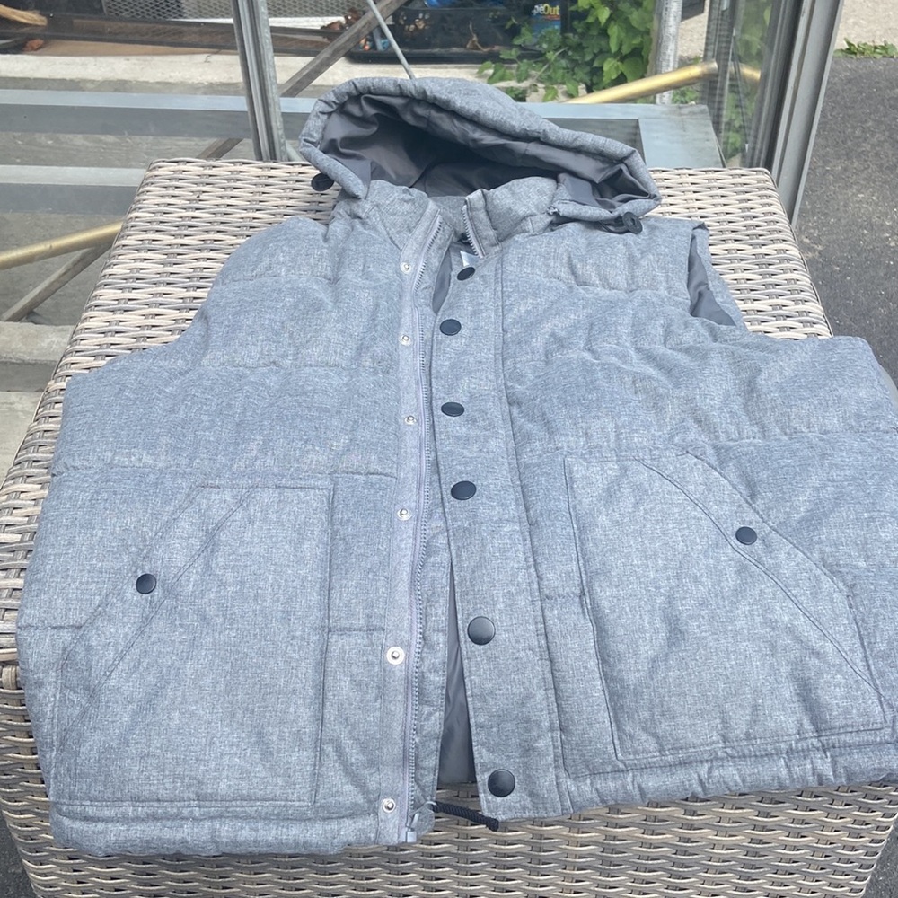 Men’s Grey XXL Old Navy Vest